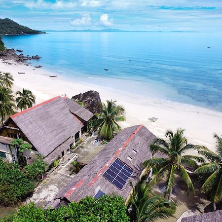 Shambala Madagascar: Beachfront Lodge And Adventures Ambolobozo Eksteriør billede