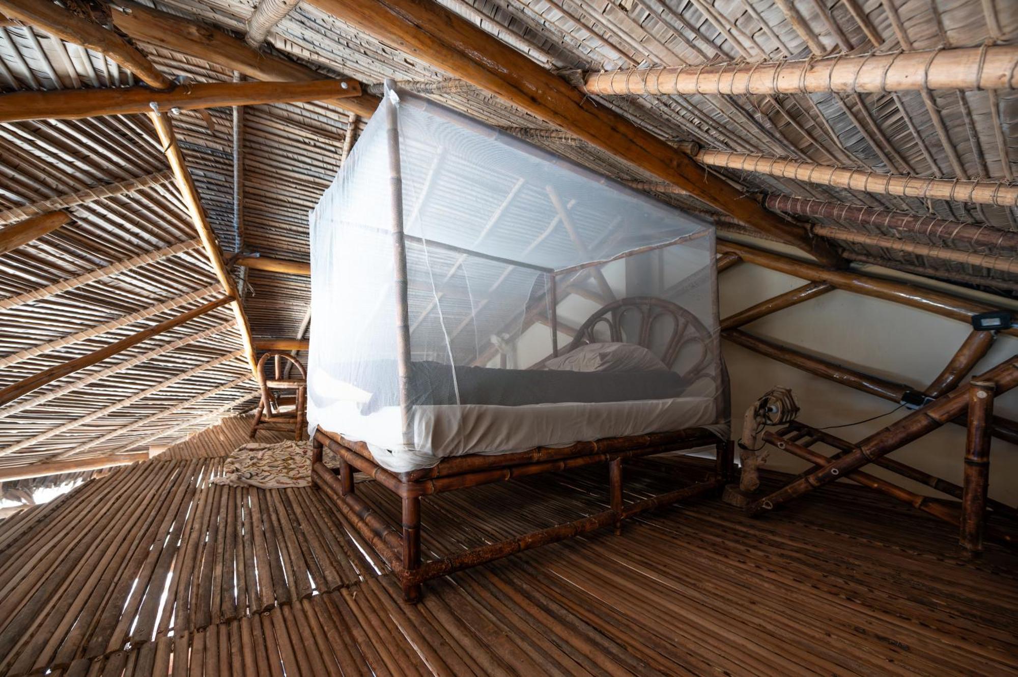 Shambala Madagascar: Beachfront Lodge And Adventures Ambolobozo Eksteriør billede