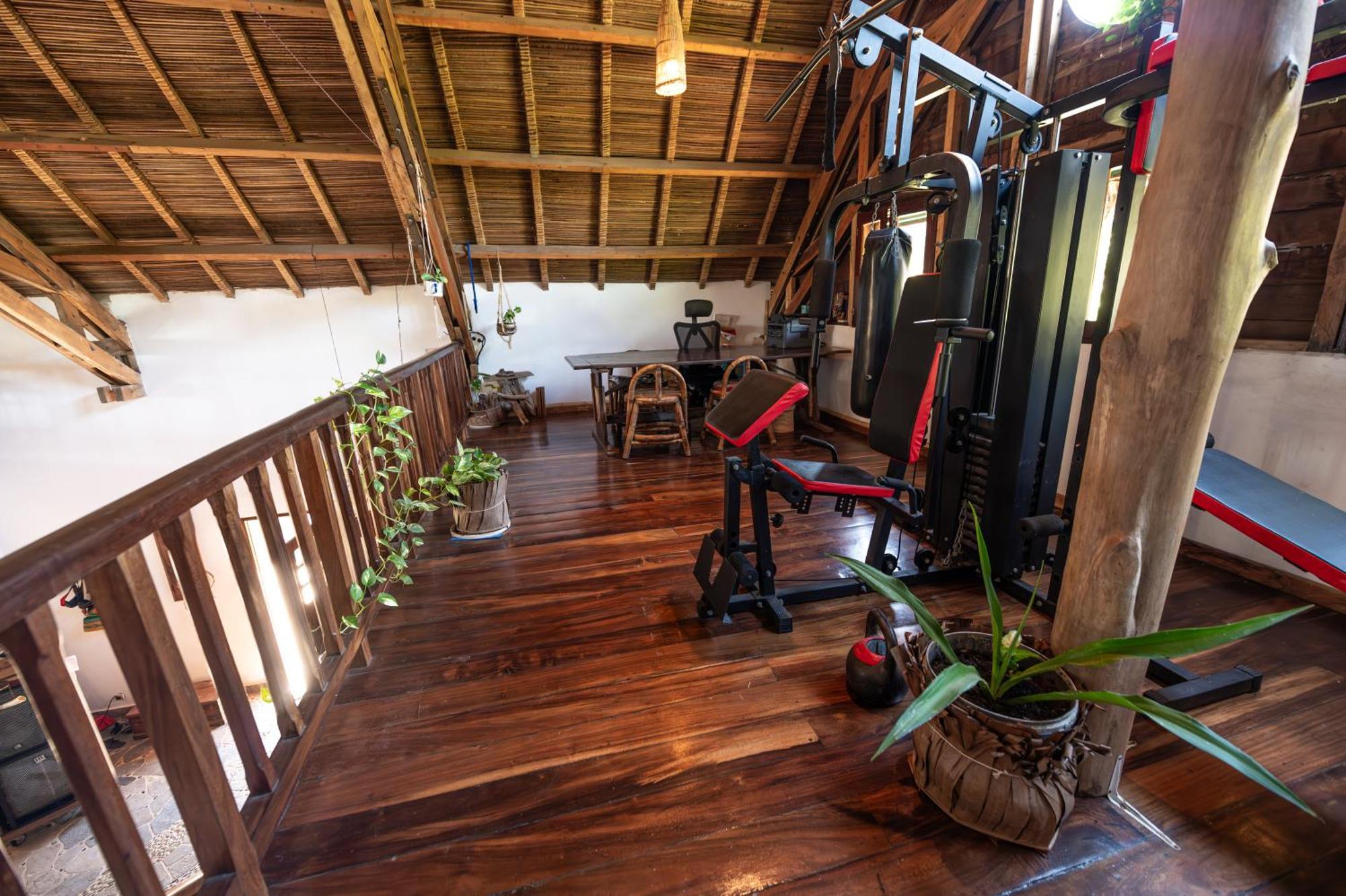 Shambala Madagascar: Beachfront Lodge And Adventures Ambolobozo Eksteriør billede