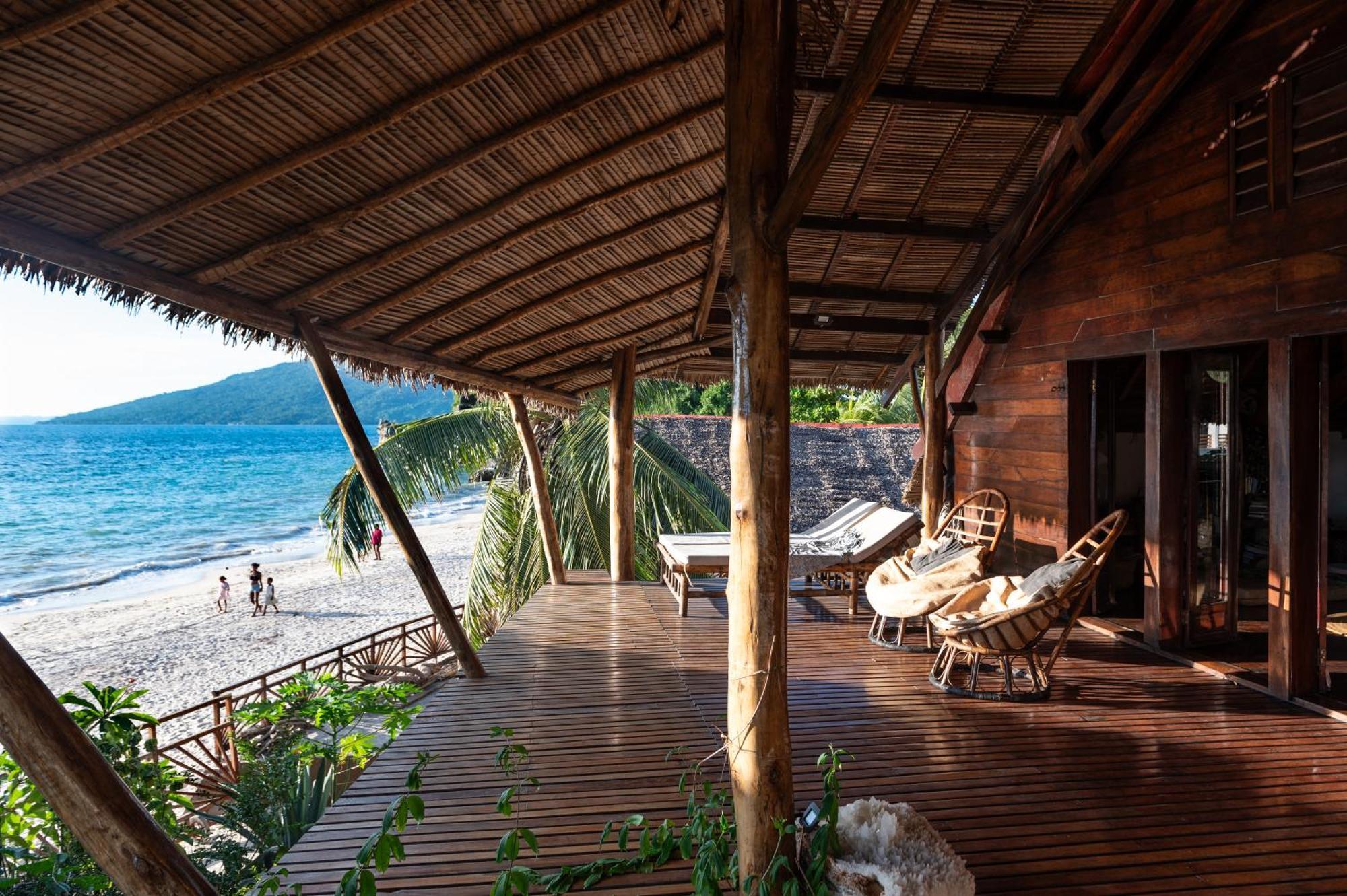 Shambala Madagascar: Beachfront Lodge And Adventures Ambolobozo Eksteriør billede